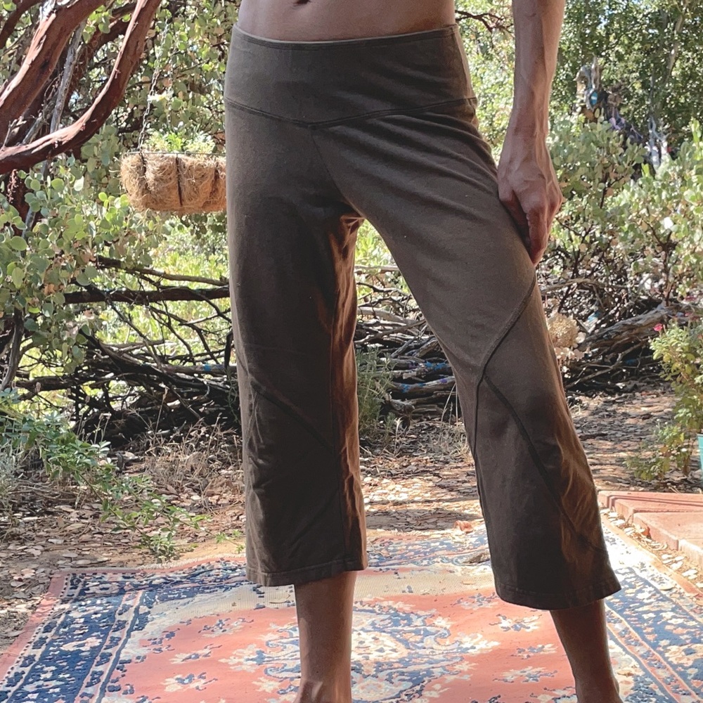 Nomads Hemp wear women’s soy and organic cotton cropped yoga pants XS
